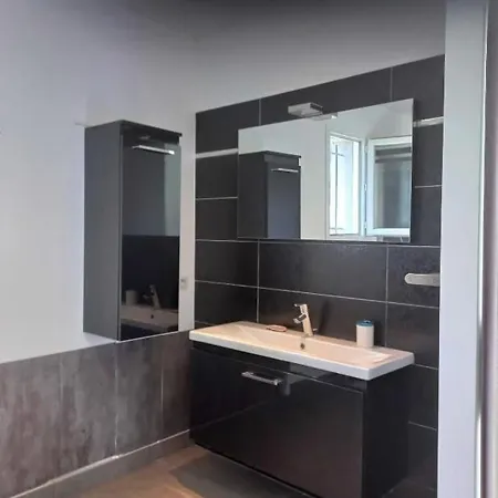 Belvedere- Piscine Privee - A Pieds- Clim- Wifi Ferienhaus *