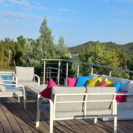 Belvedere- Piscine Privee - A Pieds- Clim- Wifi *